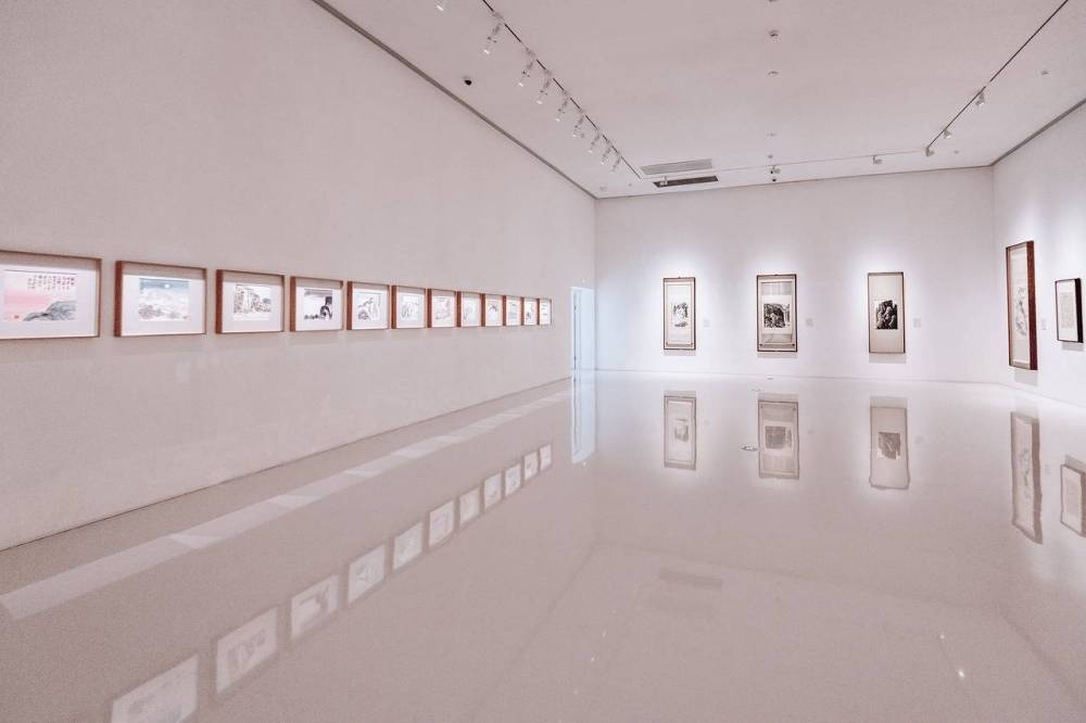 В новой галерее М2 откроется выставка «Плюс-минус»