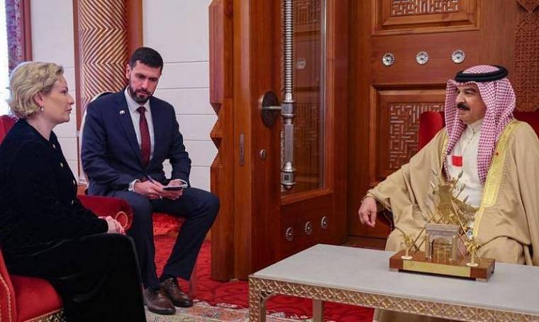 Министр культуры РФ встретилась с королем Бахрейна