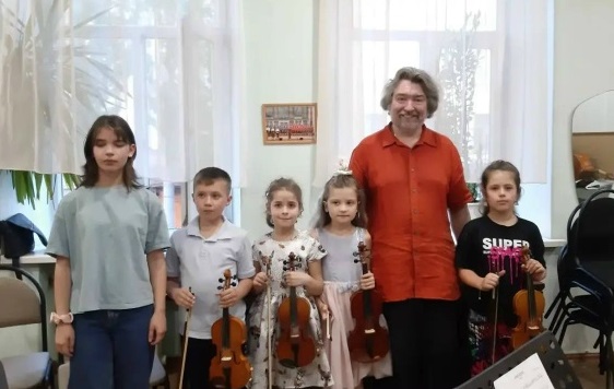 В ДНР проводят серию мастер-классов для финалистов фестиваля «Путь к мечте»