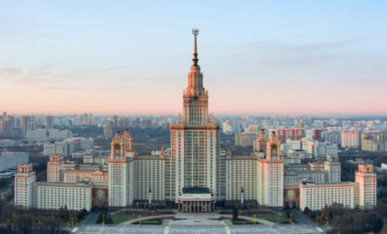 МГУ создал уникальную экскурсию по картинам мастера «панического реализма» Петра Беленка