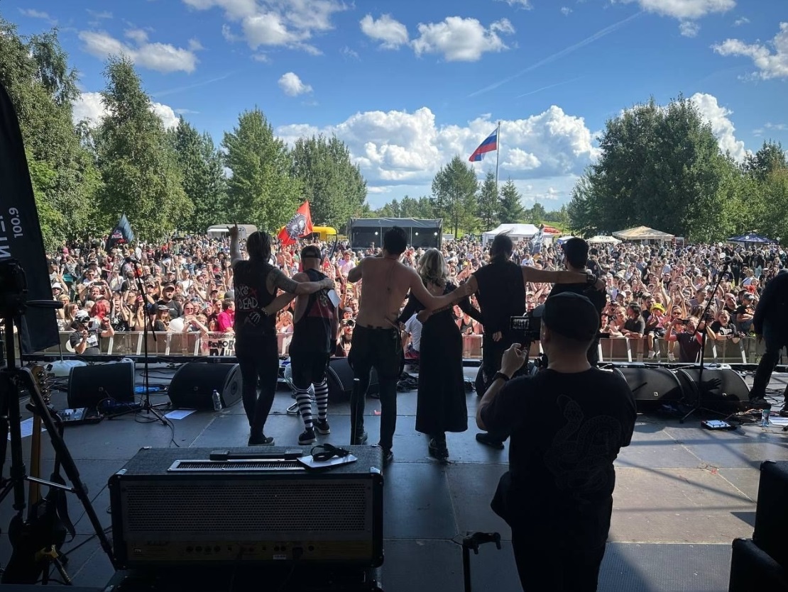 «Алиса» и Вадим Самойлов выступили на рок-фестивале «Окна открой» в Санкт-Петербурге