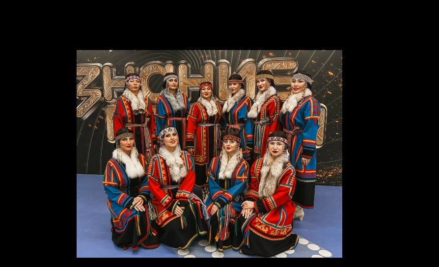 Ненецкие фольклорные ансамбли «Сёётэй Ямал» и «Сыра’сэв» представили совместную программу «Иди на мой огонь»