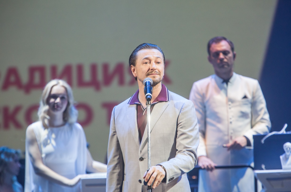 Безруков анонсировал новый формат фестиваля «Фабрика Станиславского»