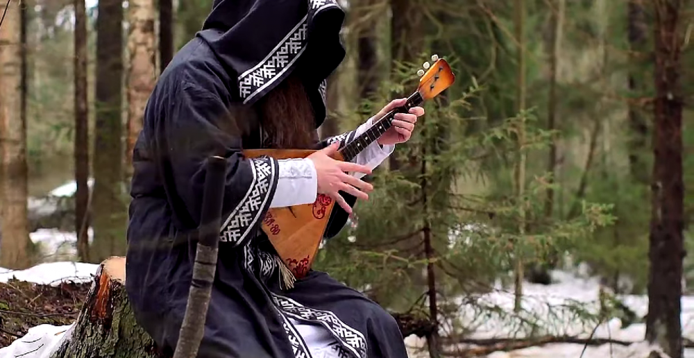Нейромонах Феофан сыграл кавер на Slipknot на балалайке