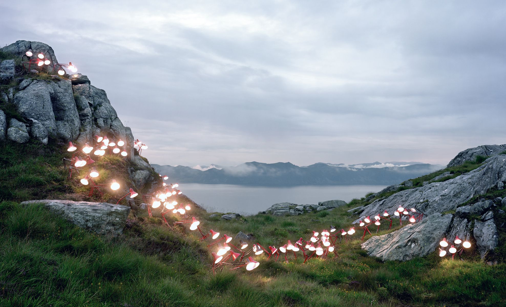 Сюрреалистичные инсталляции норвежского художника Руне Гунерюссен