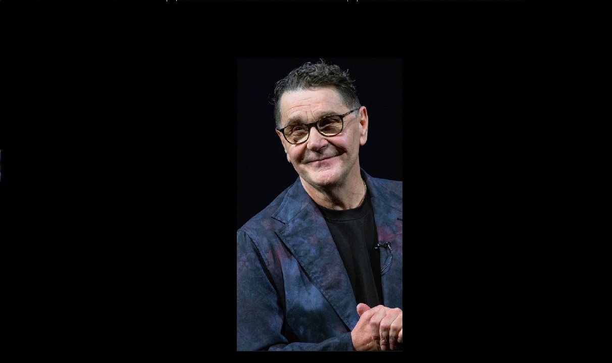 Сергей Маковецкий представит моноспектакль «Неслучайная встреча» на сцене «Современника»