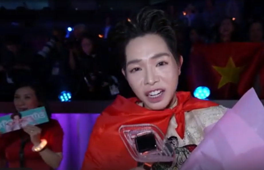 Победитель «Интервидения» Дык Фук объявил о планах помочь российским благотворительным фондам