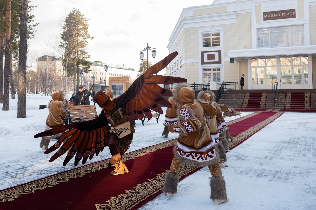 Новая сцена Малого Театра открылась в Когалыме. Фоторепортаж