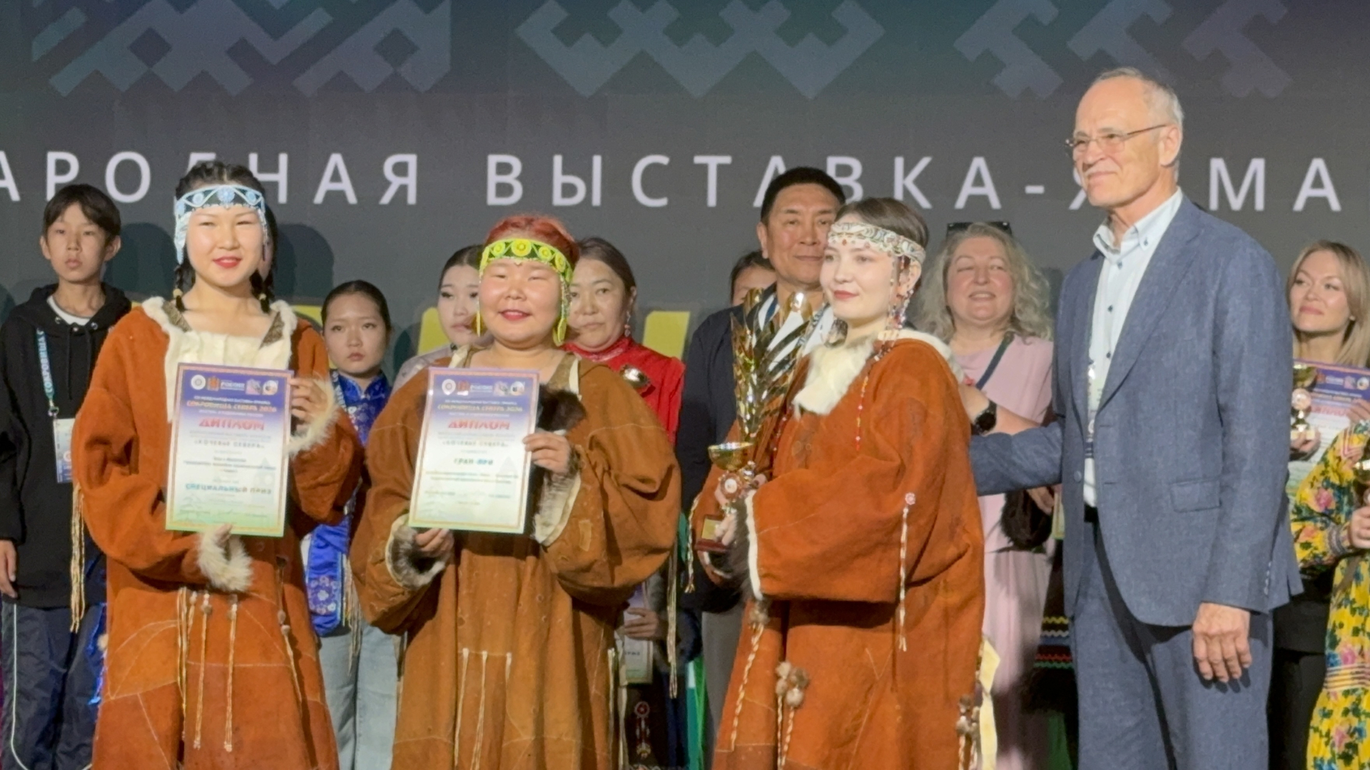 Чукотский ансамбль национальной песни «Урвил» завоевал гран-при фестиваля искусств «Кочевье Севера»