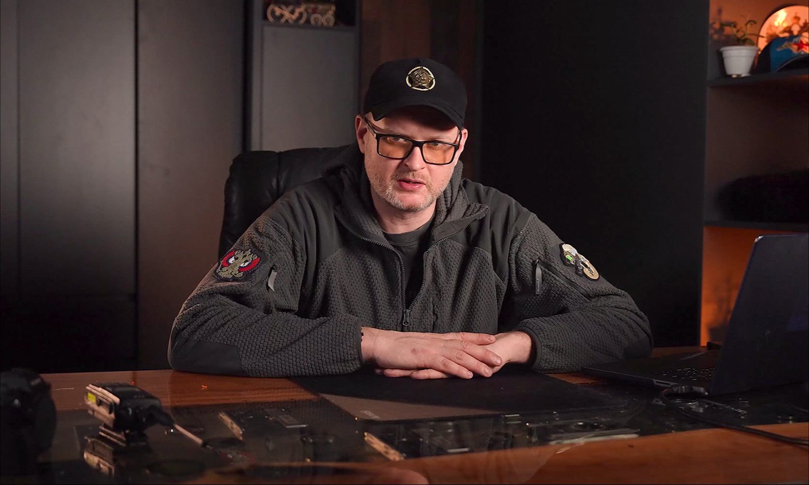 Военкор Лисицын представил свою песню «Так надо»
