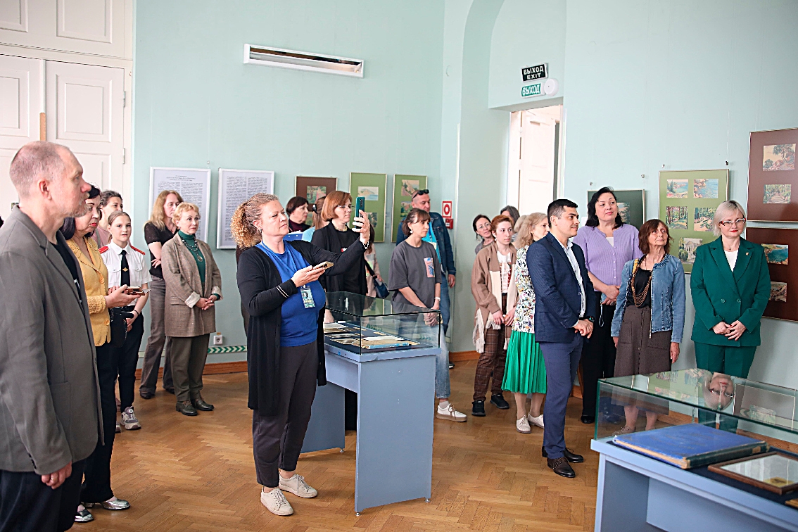 В Краснодарском художественном музее открылась выставка «Память преодолевает время»