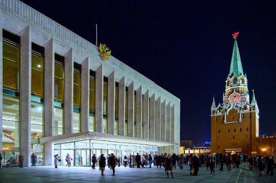 Гала-концерт «Песни Победы» прошел в Кремлевском дворце