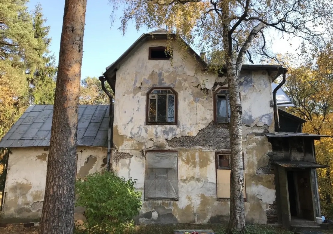 Памятник деревянного зодчества «Дача Павлова» в Сестрорецке восстановят по программе «Рубль за метр»