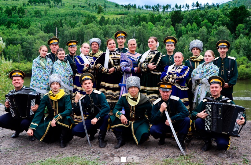 Ансамбль песни и пляски «Забайкальские казаки» выступил в Чите