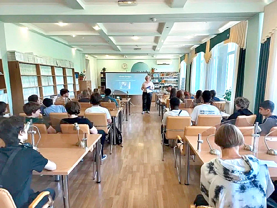 В Краснодаре прошла творческая встреча писателя Андрея Пиценко со студентами КубГТУ 