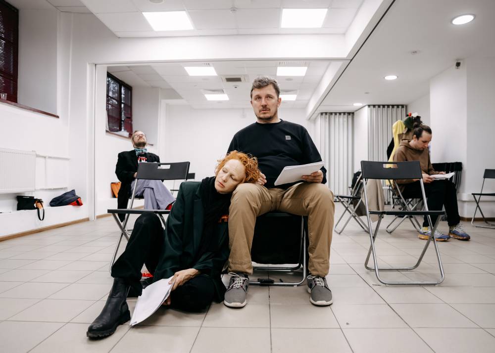 Сценарист спектакля «Аркаим» Ксения Адамович:  «Болезнь не может быть стыдной, и о ней важно говорить, в том числе и со сцены» 