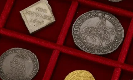 На аукционе представят коллекцию римских и британских монет Коупа