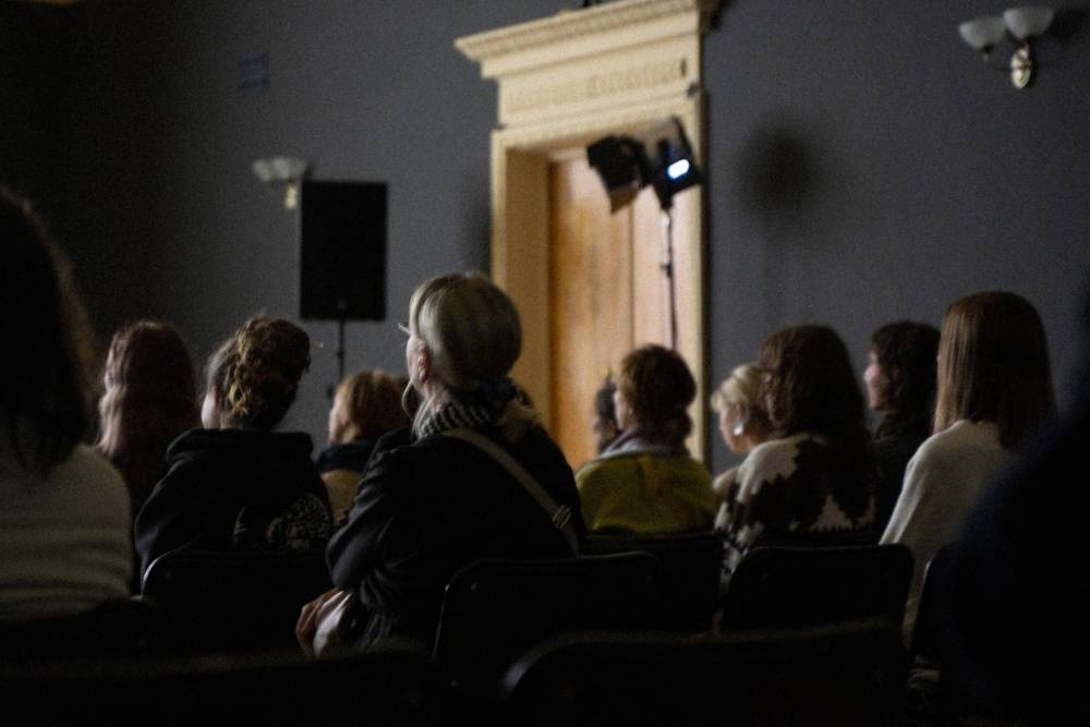 В Доме Радио анонсировали премьеру спектакля нового направления "Афеатрон"