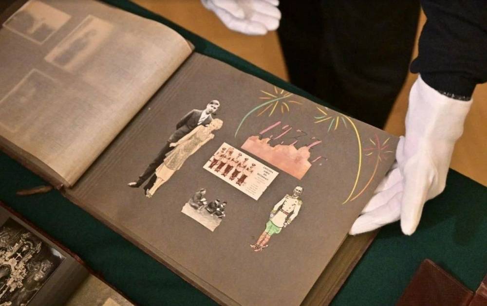 В Русском музее показали рисунки великой княгини Ольги Александровны и мемориальные предметы семьи Александра III