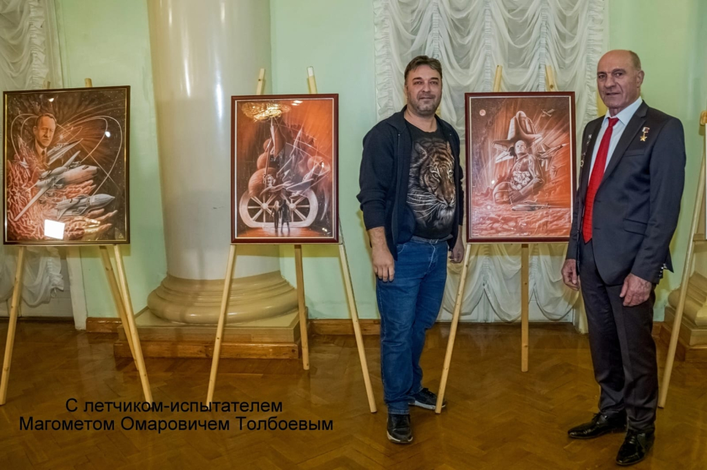 Сергей Демиденко и Магомед Толбоев.jpg