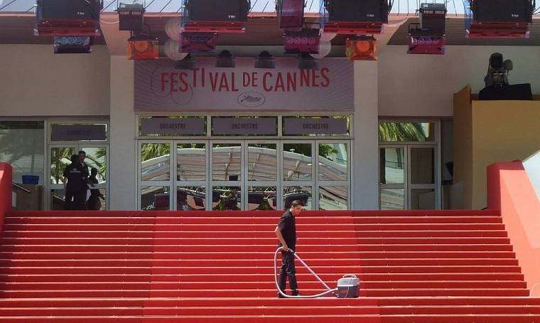 Во Франции открывается 77-й Каннский кинофестиваль